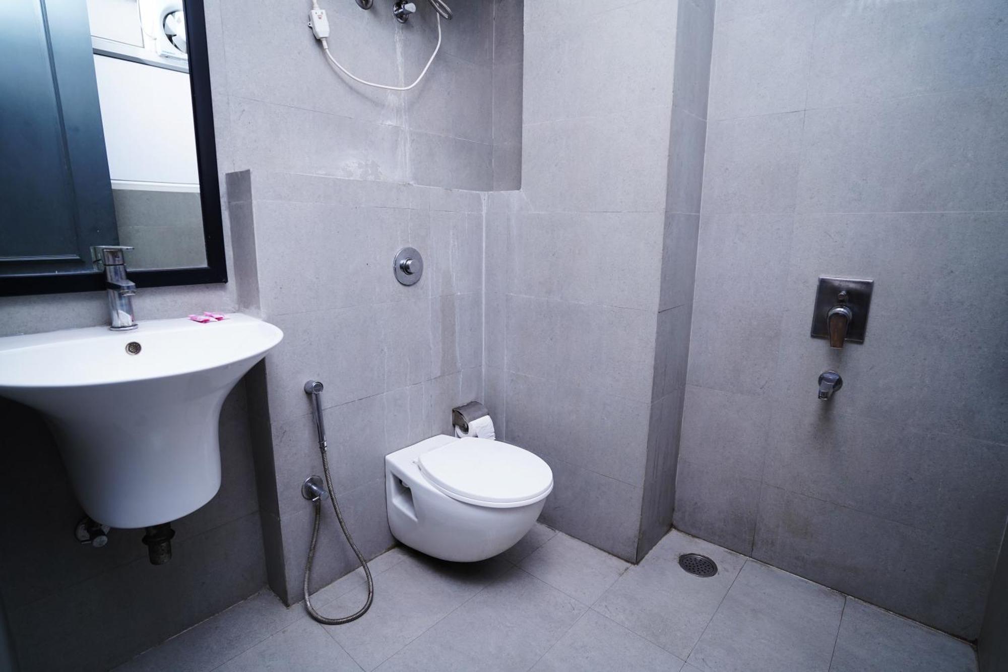 Hotel Mira Residency- Outer Ring Road, Paschim Vihar دلهي المظهر الخارجي الصورة