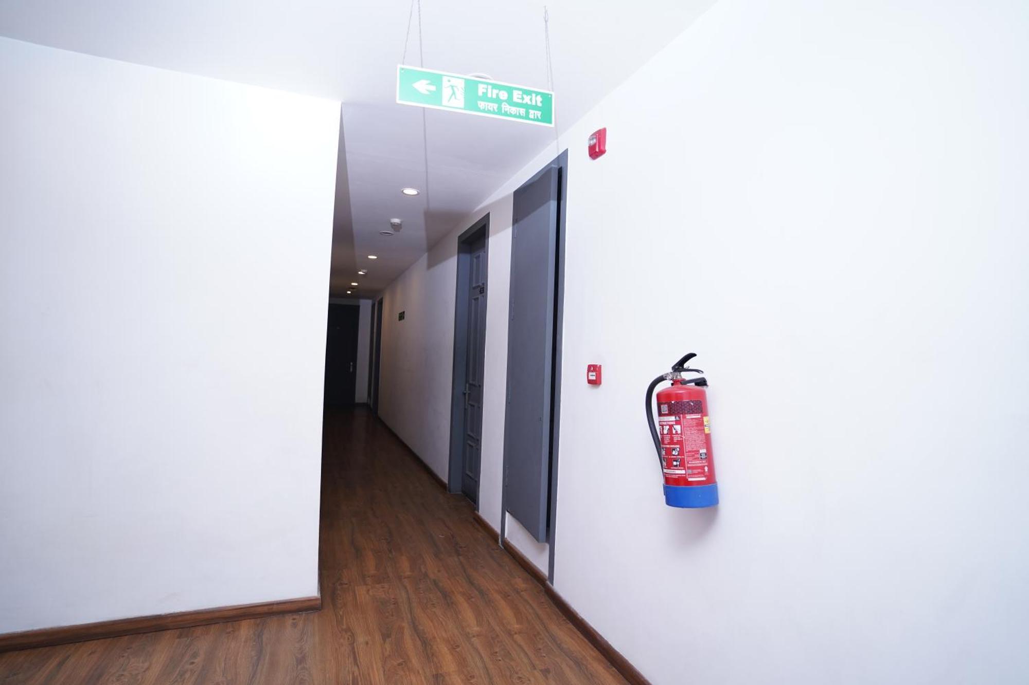 Hotel Mira Residency- Outer Ring Road, Paschim Vihar دلهي المظهر الخارجي الصورة